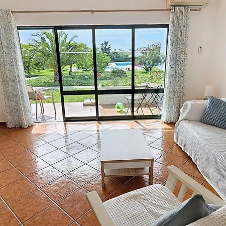 Quinta Figueirinhas T1 Apartment